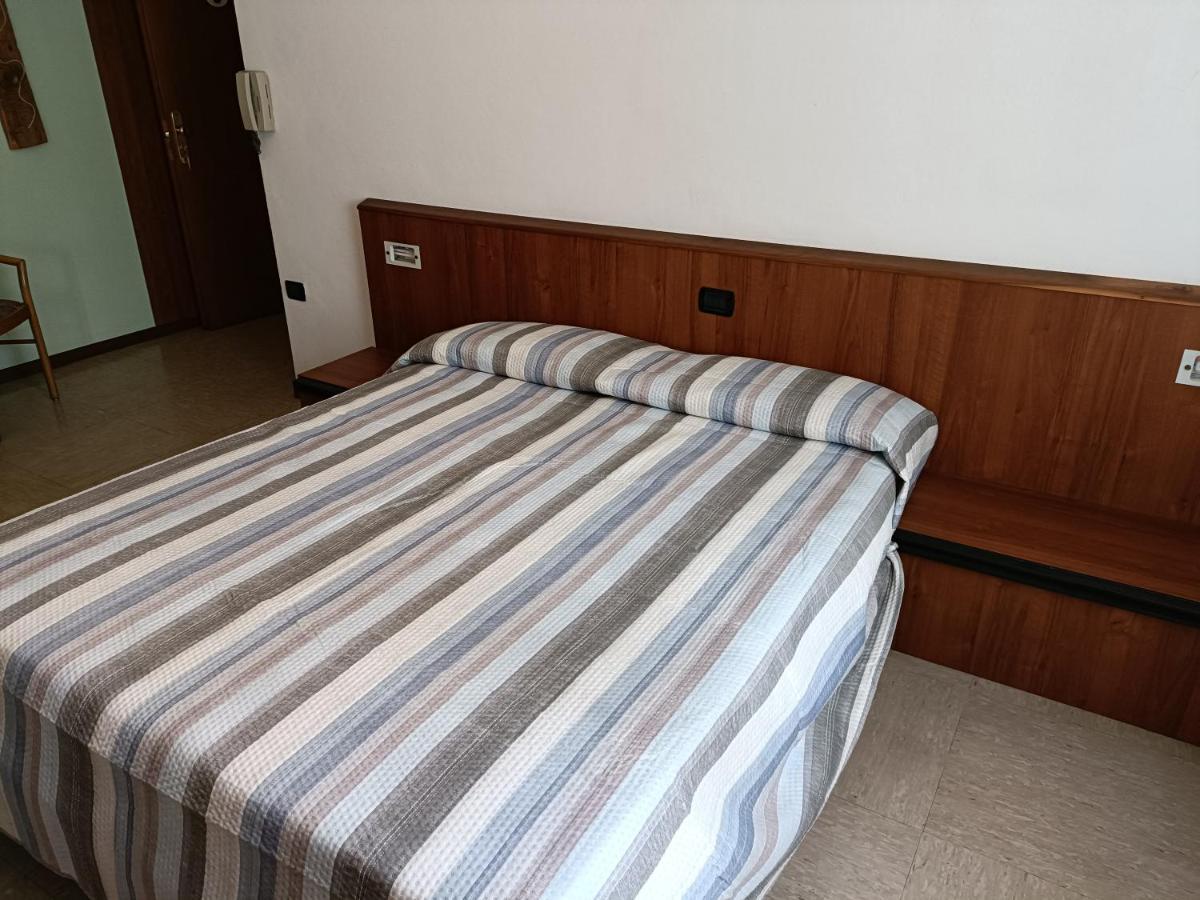 La Maison Hotel Aymavilles Bagian luar foto