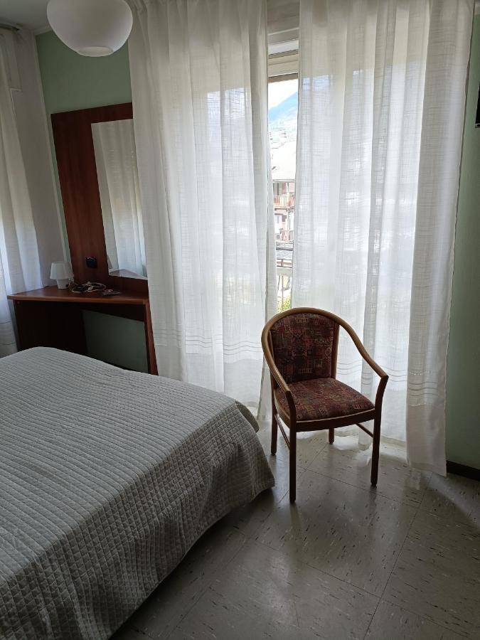 La Maison Hotel Aymavilles Bagian luar foto